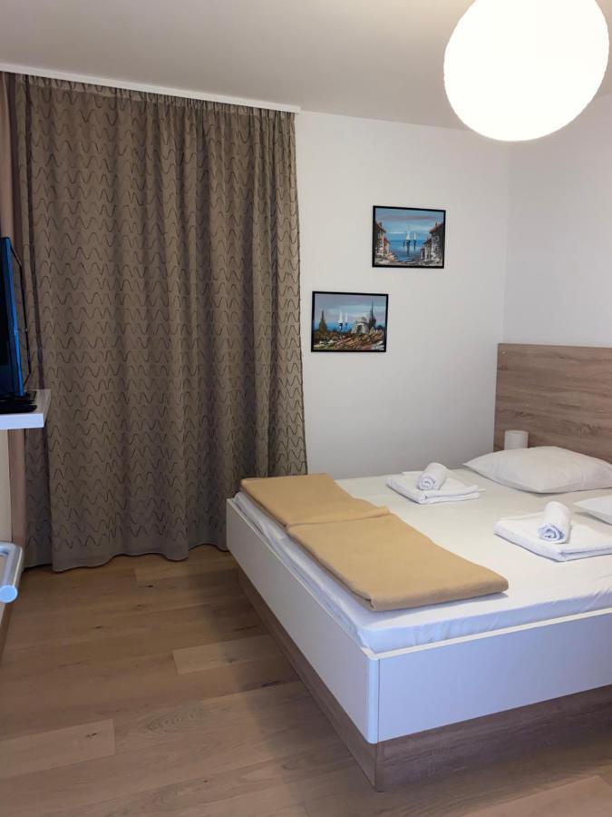 Apartments Carpe Diem Primošten Buitenkant foto